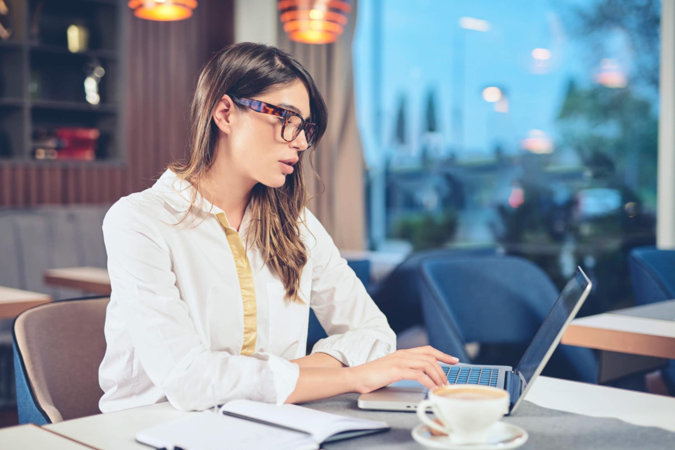 Sistema de seguimiento de progreso y evaluación técnica continua